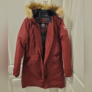 Canada Goose Kensington Parka Fusion FitSize XL(fits like size Large)